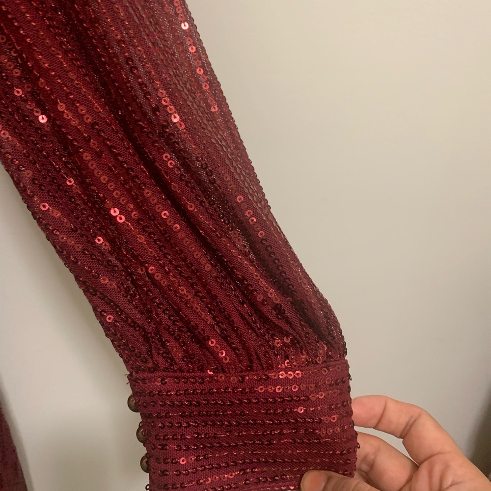 Elegant Red Sequin Gown - Picture 6 of 8